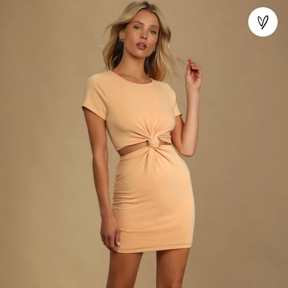NWT Lulu's Light Orange T-shirt Dress Knot Front Cutout